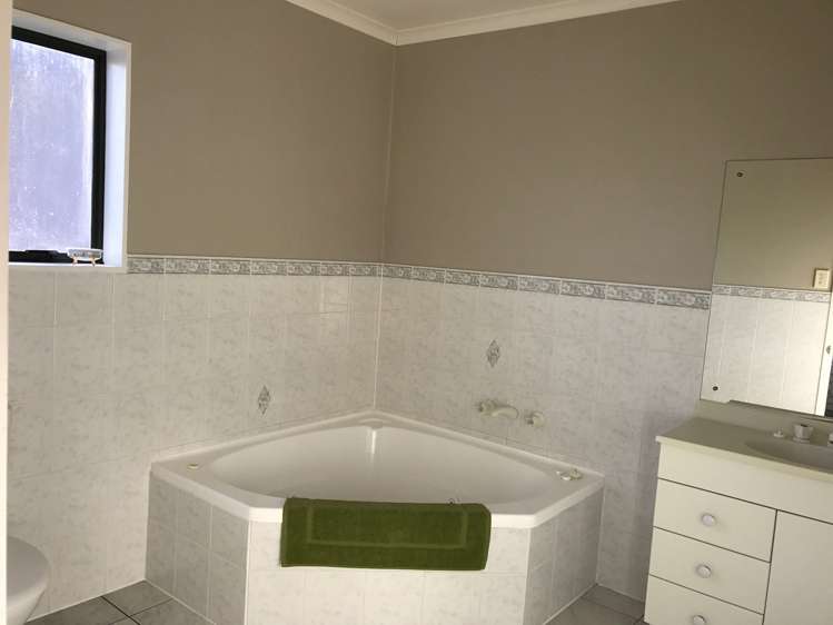 64 Goodwood Drive Goodwood Heights_8