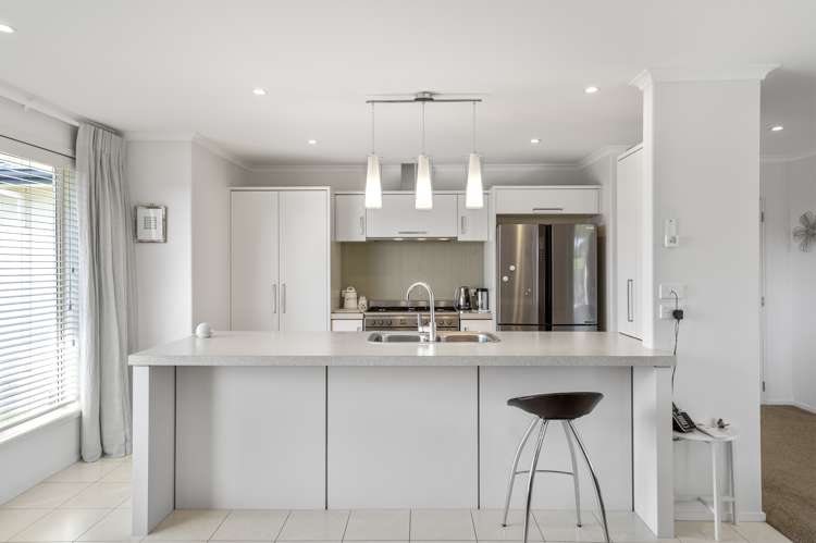 44 Contour Avenue Pyes Pa_9