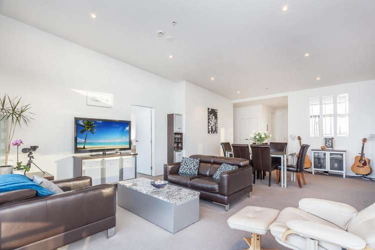 5d/84 Gunner Drive Te Atatu Peninsula_5