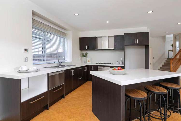 6 Mural Place Greenhithe_12