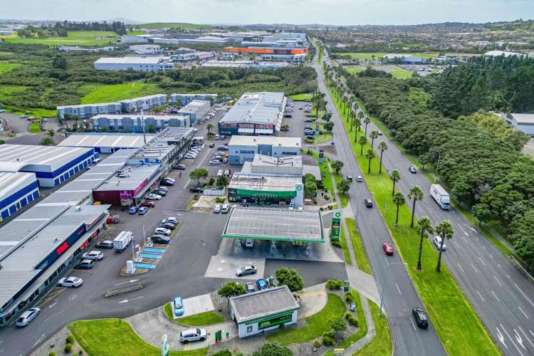 1/302 Te Irirangi Drive Flat Bush_18