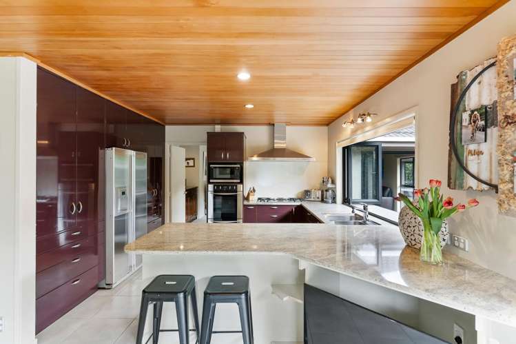 8 Kallaroo Place Botany Downs_8