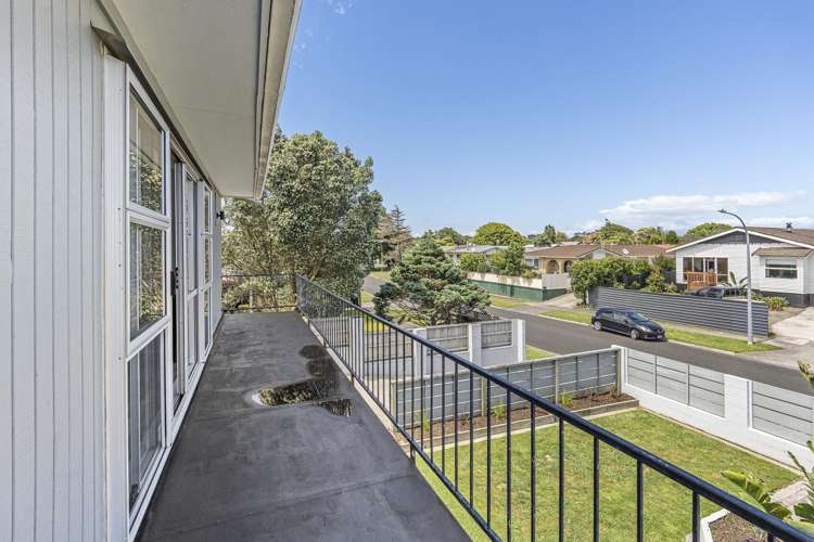 2 Aratapu Street Waitara_14