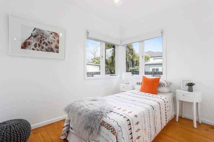 9b Beach Road Te Atatu Peninsula_8