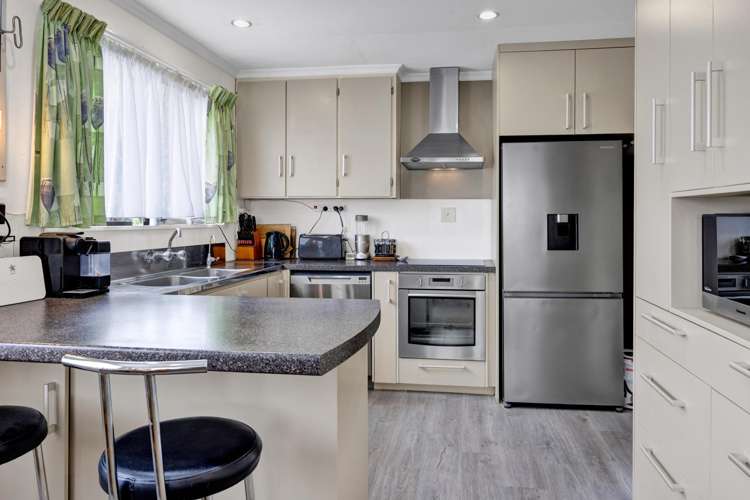7 Ponderosa Place Opunake_8