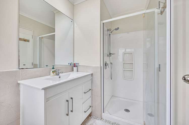 52 Magic Way Randwick Park_16