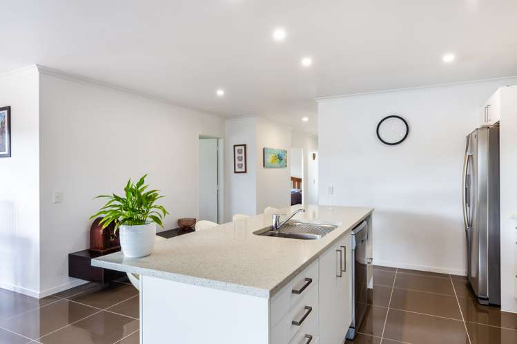 13 Facilita Avenue Wharewaka_6