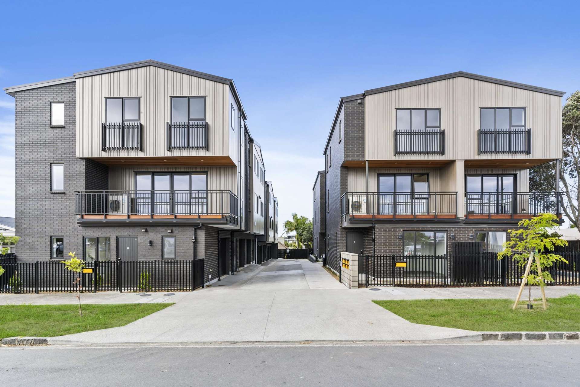 2/11 Huia Road Point Chevalier_0