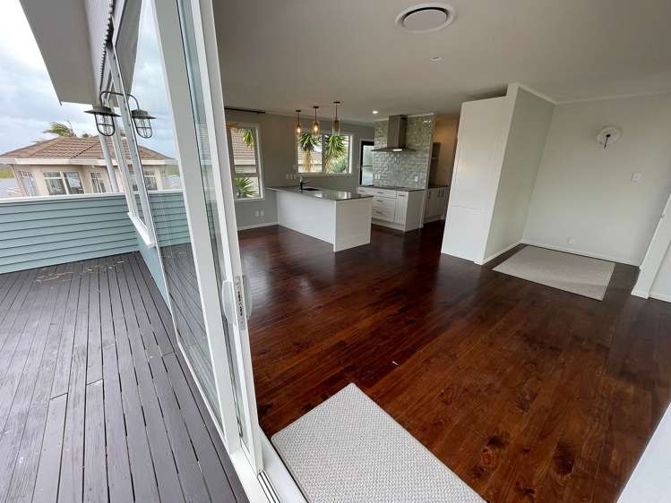 2 Tui Street Devonport_14