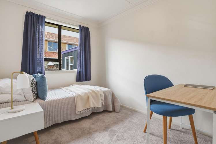 14 Hall street South Dunedin_17