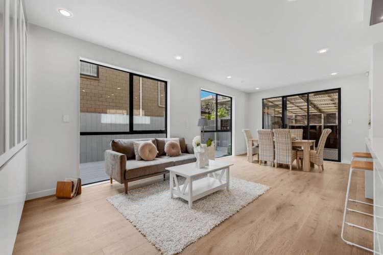 12 Demeter Street Flat Bush_4