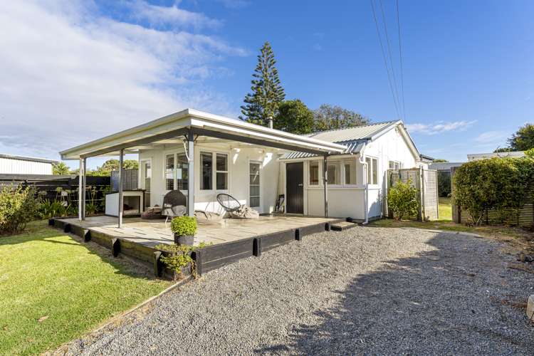 29 Rangiuru Road Otaki Beach_18