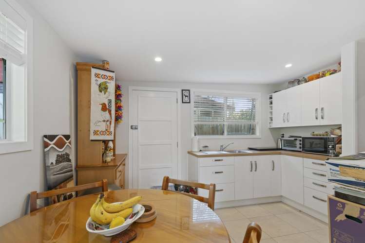 97 Seabrook Avenue New Lynn_25