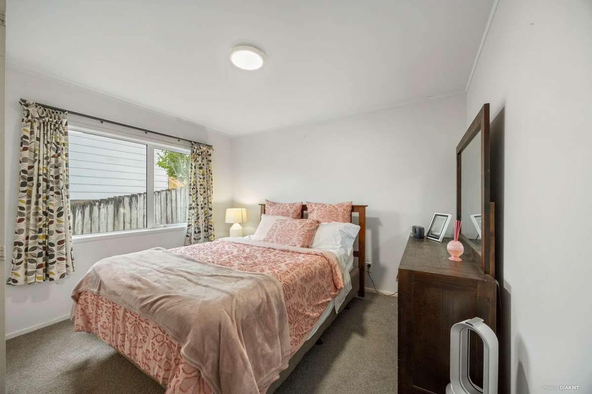 2/56 Hillside Road_3