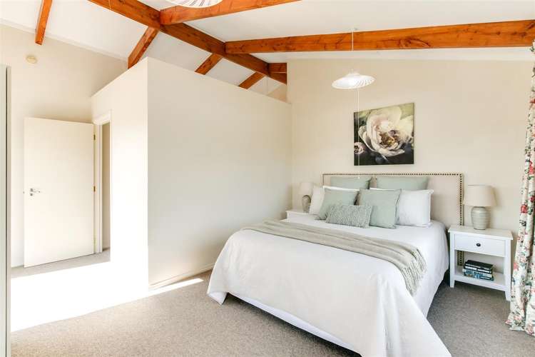 5 Gow Avenue Haumoana_6