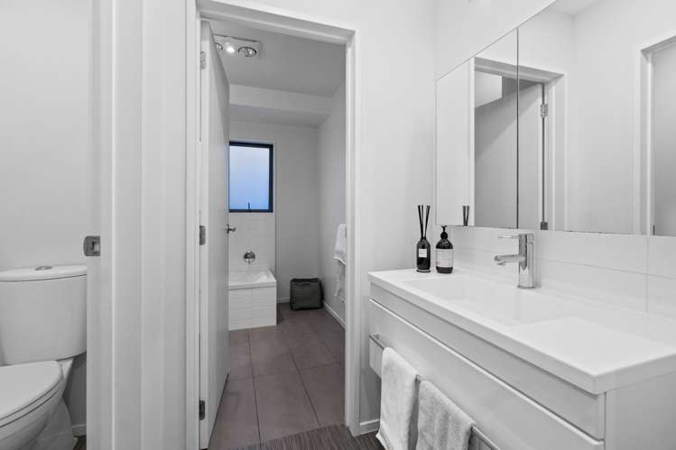 6 Domain Lane Mangere Bridge_15