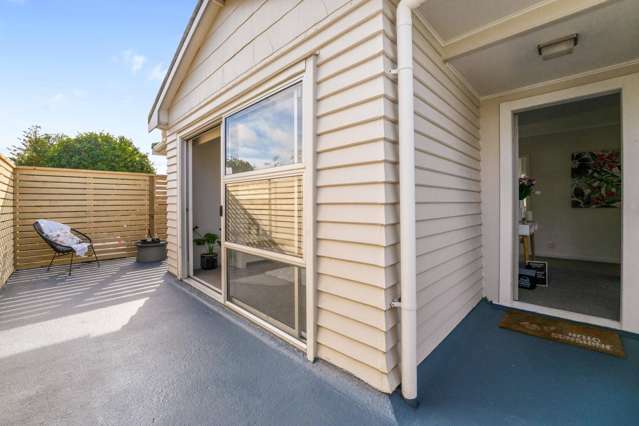 1/66 Coronation Road Hillcrest_2