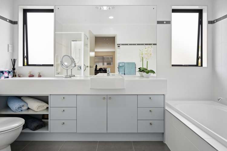 21 Pine Harbour Parade Beachlands_25