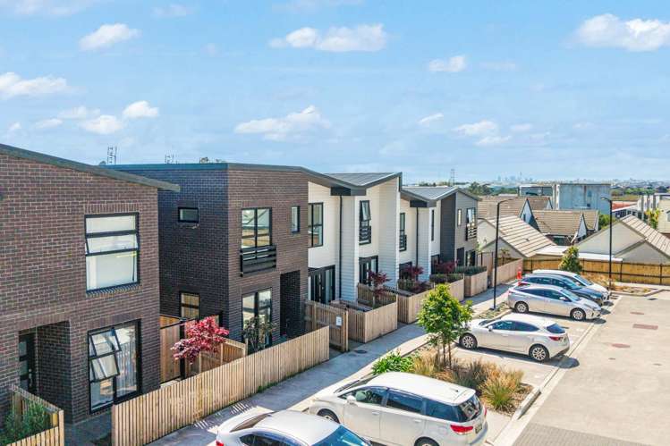 78 Rauemi Way_4
