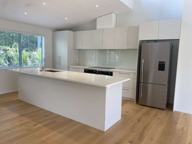 30i Kempthorne Crescent 1725_2