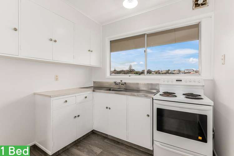 1 Mana Avenue Titahi Bay_11