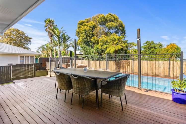 1/219 Glenfield Road Hillcrest_5