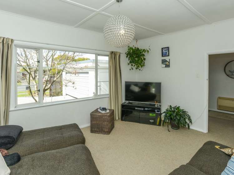 37 Harpham Street Taradale_12