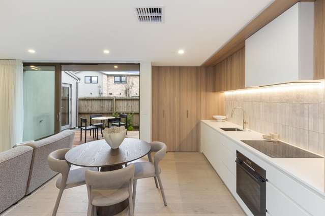 3/23 Webb Street Merivale_3