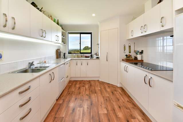 156 Te Kanae Road South Head_4