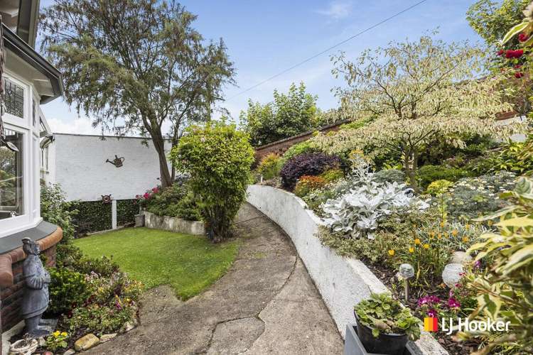 61 Hazel Avenue Caversham_19