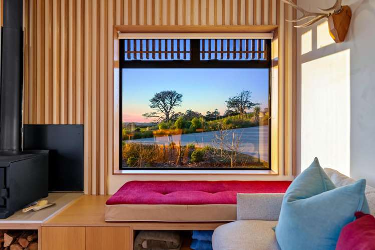 94 Amreins Road Waitakere_9