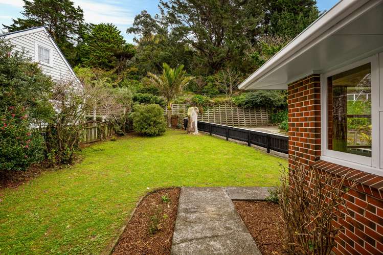 296 Main Road Tawa_16