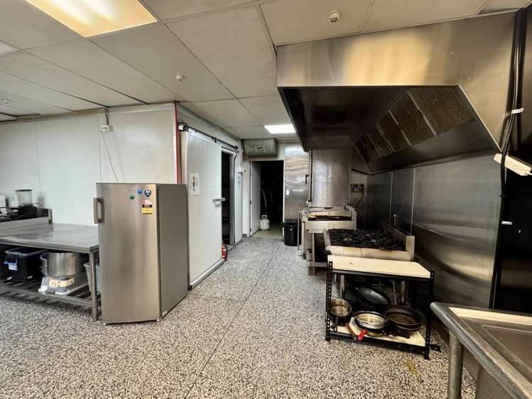 87 Main Highway Ellerslie_9