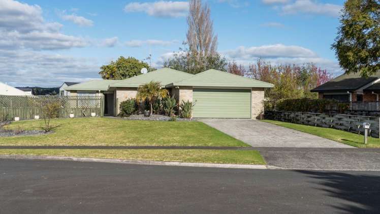 106 College Place Poike_26