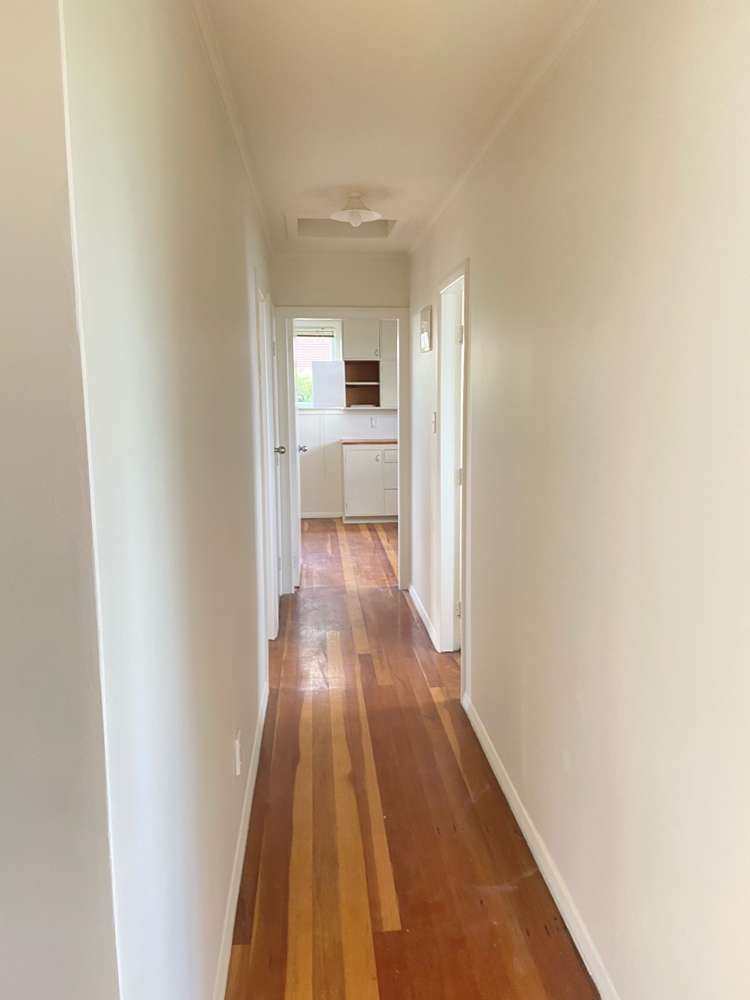 76 Freeland Avenue Mount Roskill_10