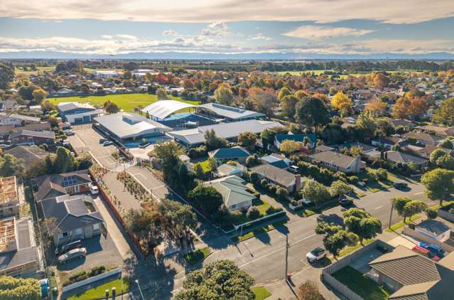 77 Cutts Road Russley_1