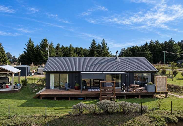 231 Reservoir Road_1