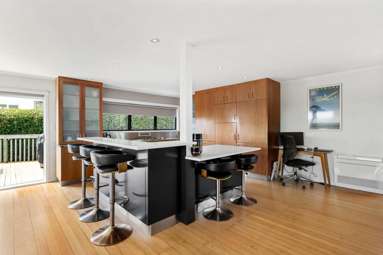 1 Vanessa Crescent_3