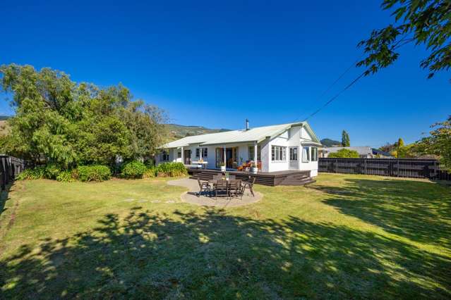 Corner Section - Double Garage & Parking!