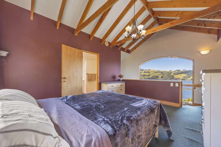 67 Manapouri St Ravensbourne_12