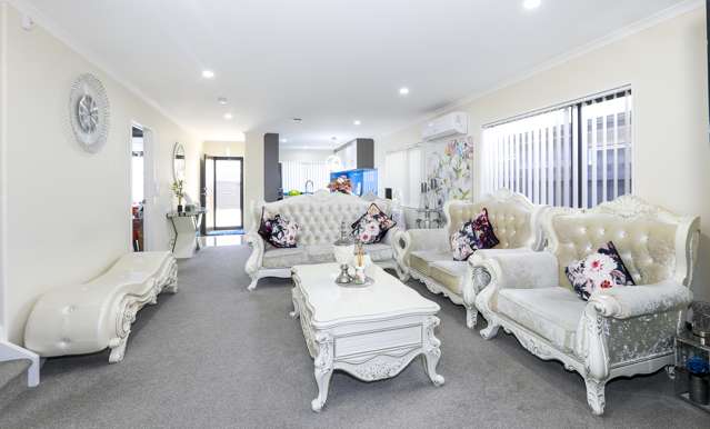 18 Dolbel Place Mangere East_1