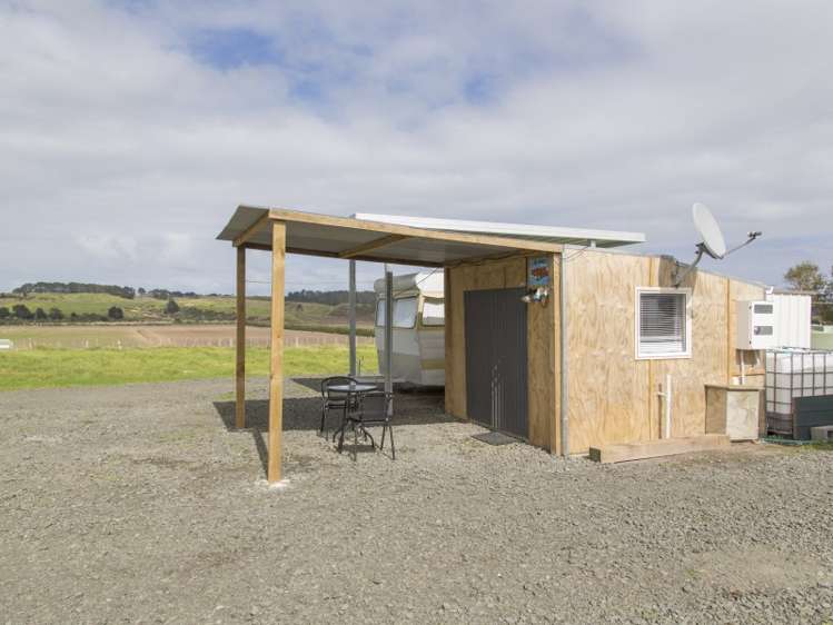 108 Baylys Coast Road Dargaville_5