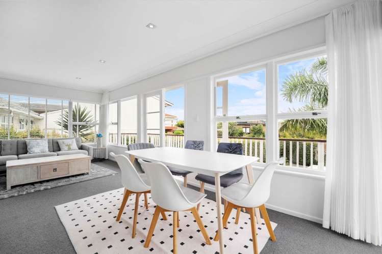 2/365 East Coast Road Mairangi Bay_9