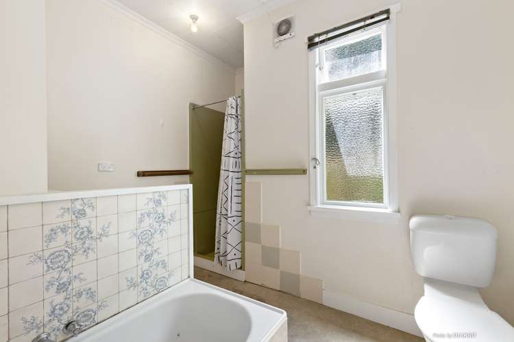 17 Brighton Street Island Bay_11