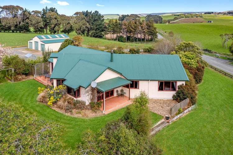 11 Hinahina Road Owaka_1