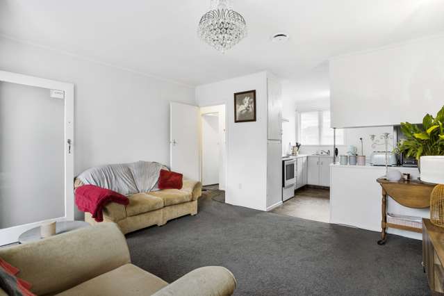 2/6 Edgewater Drive Pakuranga_3