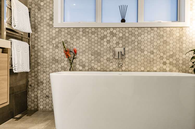 2/11 Hart Road Hauraki_23