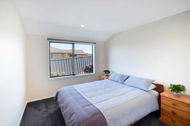 11 Westgate Corstorphine_16