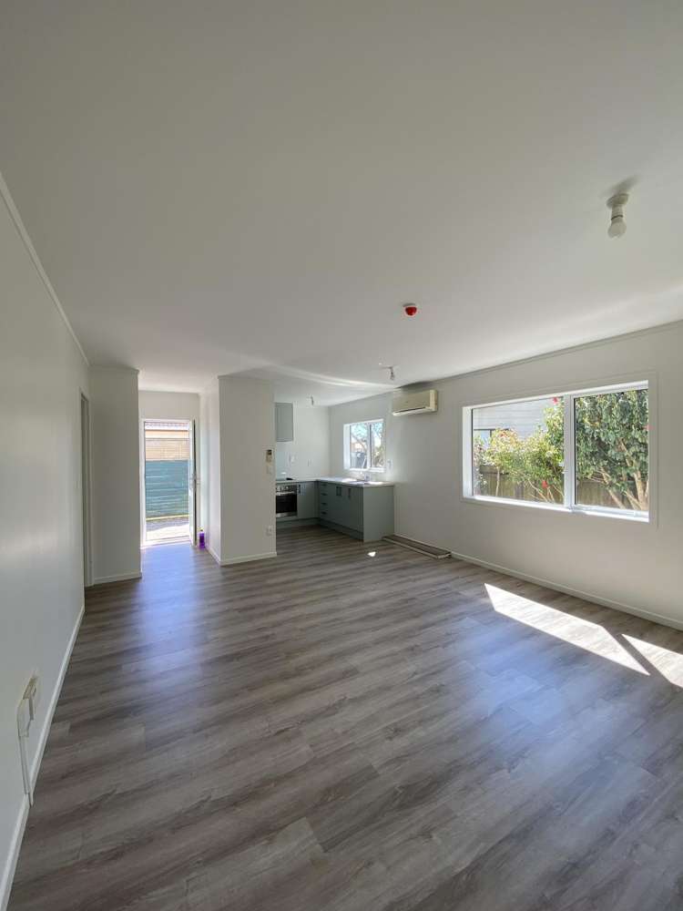 21C Lyn Grove Papamoa_13