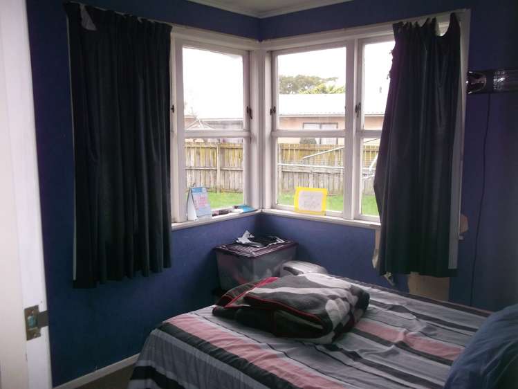 5 Lyndon Place Manurewa_13